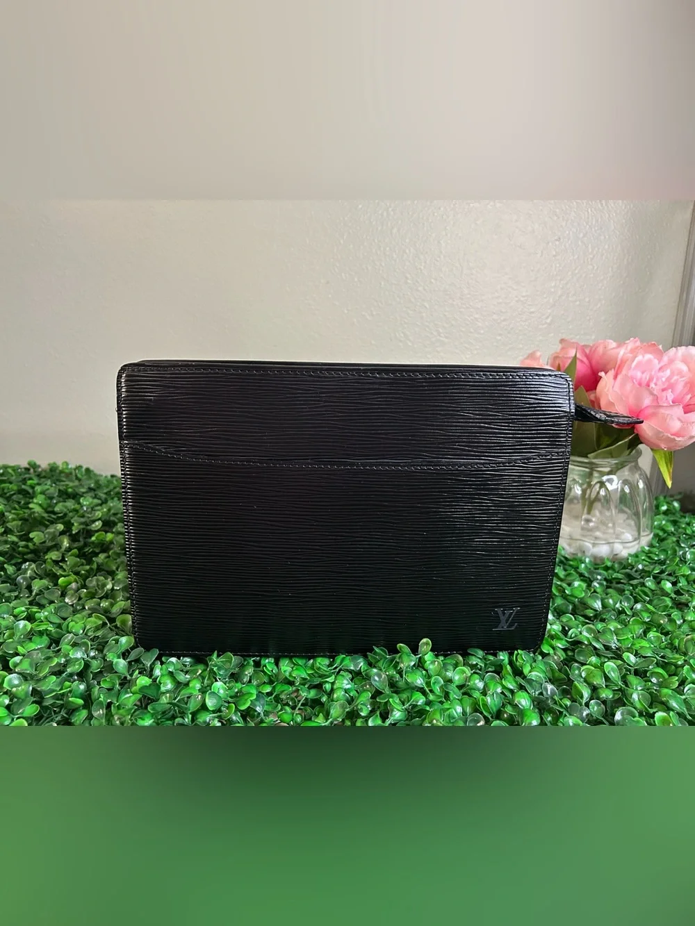 Louis Vuitton Black Epi Pochette Homme Clutch Portfolio Bag LV